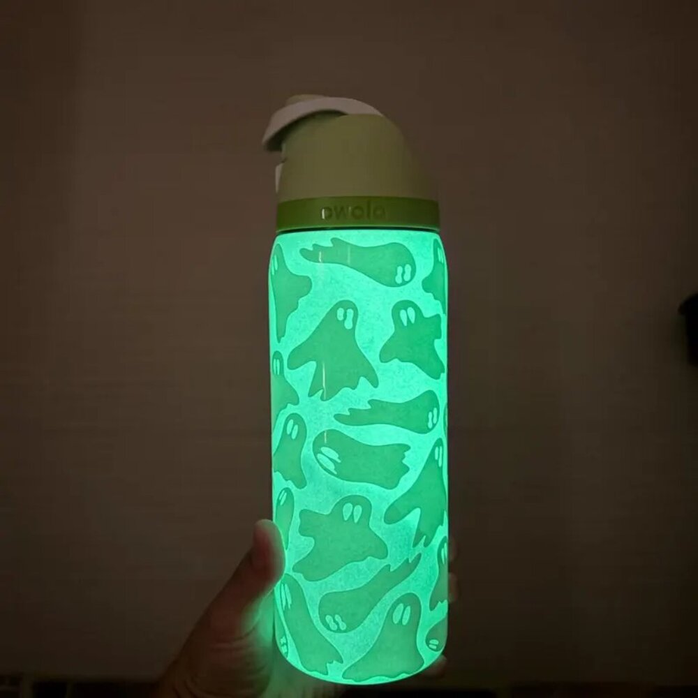 32oz Owala FreeSip Insulated Water Bottles | Personalized Stainless Steel Bottle